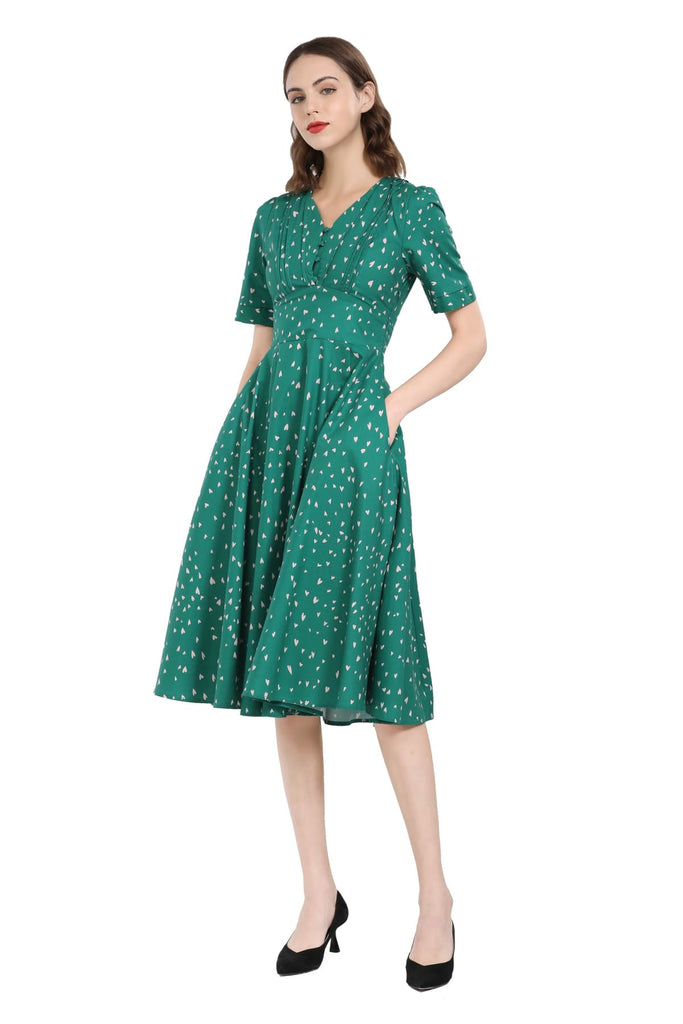 Lovely Green Hearts V Neck Button Up Cinched Waist A Line Short Sleeve Cotton Dress with Pockets